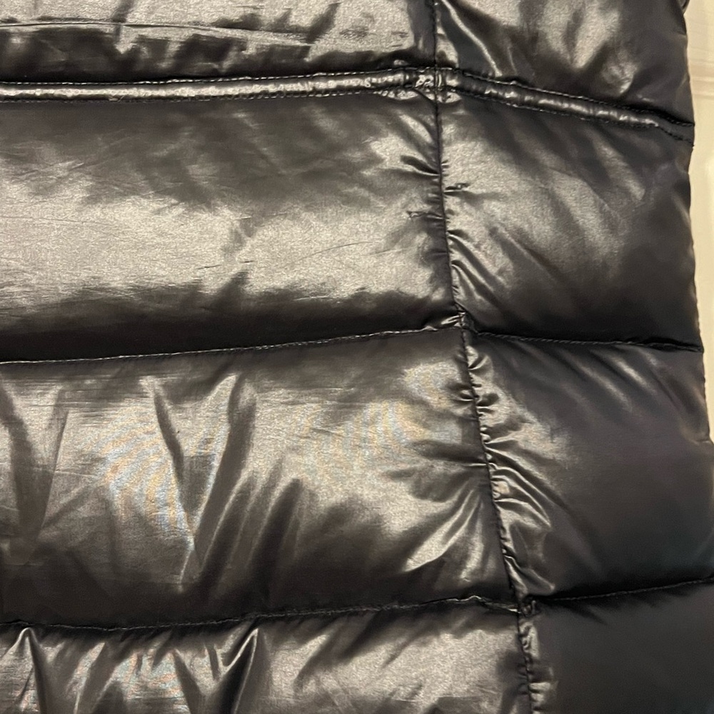 Eddie Bauer Premium Quality Goose Down Vest - Picture 7 of 15